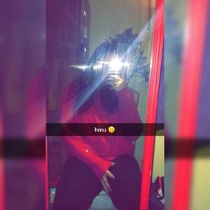 Meet your Posher, Alexis